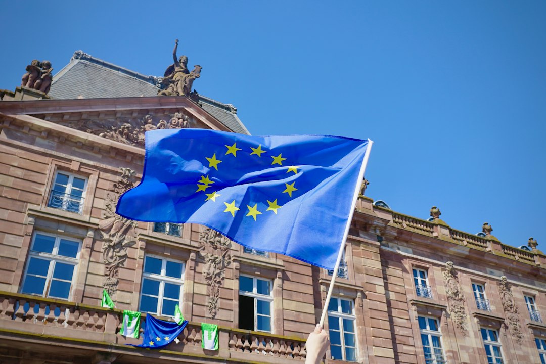 ESMA blochează stablecoins neconforme MiCA: Ce trebuie să știe românii